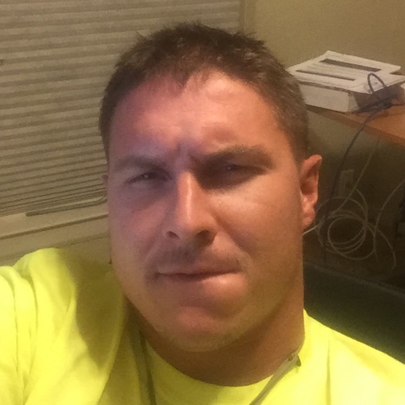 Profile Picture of Frederick Gardner (@glf413) on Poshmark