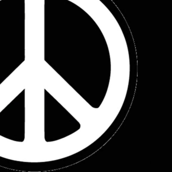 Profile Picture of Jason Cunningham (@awaiting79) on Poshmark