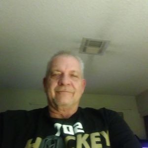 Profile Picture of David Mathis (@DavidMa79369559) on Twitter