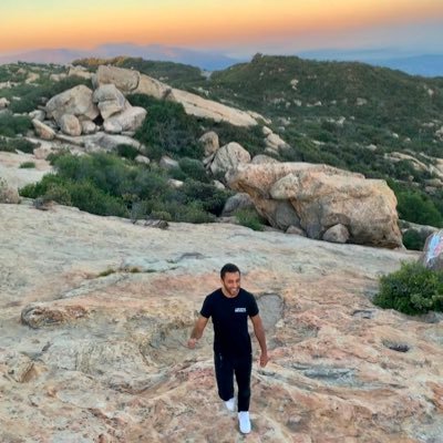 Profile Picture of Julian Vasquez (@julianvsqz27) on Twitter