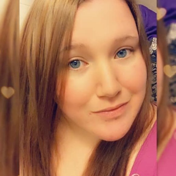 Profile Picture of Debra Mceachron (@boysmommie20) on Poshmark