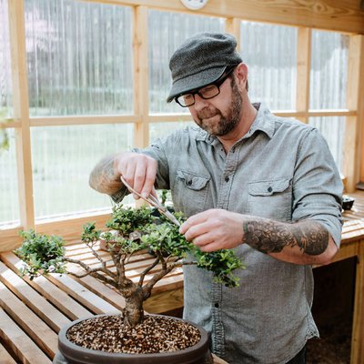 Profile Picture of Robb Bennett (@visual23) on Twitter