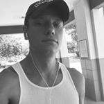 James Skarulis - Instagram Profile Picture of James Skarulis (@soberchefjames) on Instagram