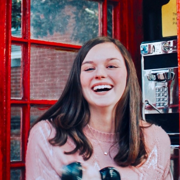 Profile Picture of Mary charles Bounds (@mcbbbb) on Poshmark