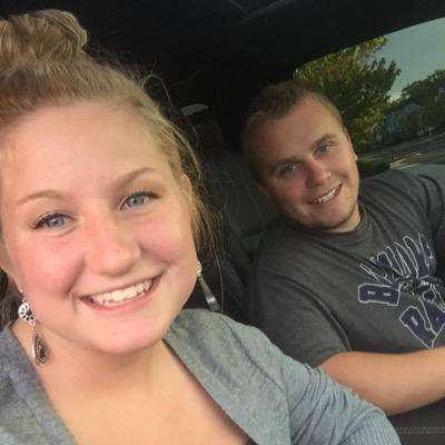 Profile Picture of Carlie Adkins (@carlie_adkins) on Twitter