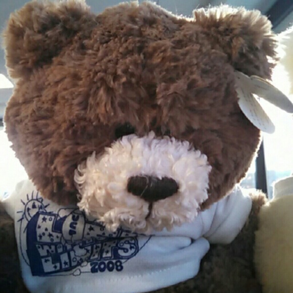 Profile Picture of Todd Peltier (@fuzdigity) on Poshmark