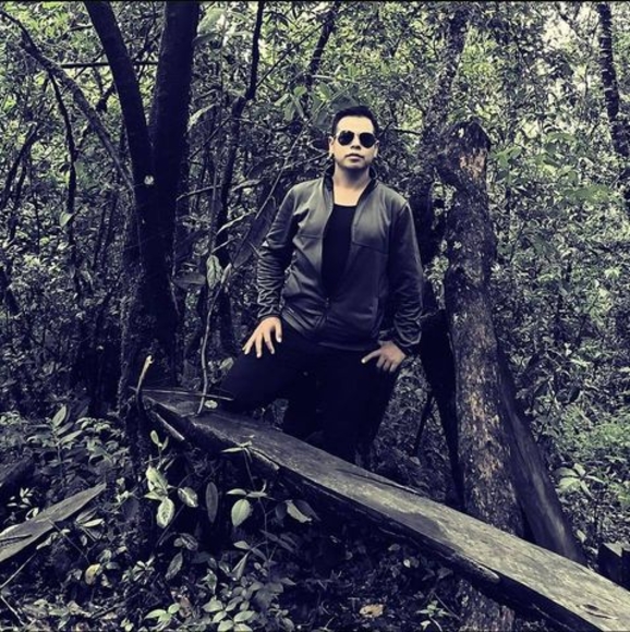 Profile Picture of Rigo De la luz hidalgo (@rdelaluz_hid) on Poshmark