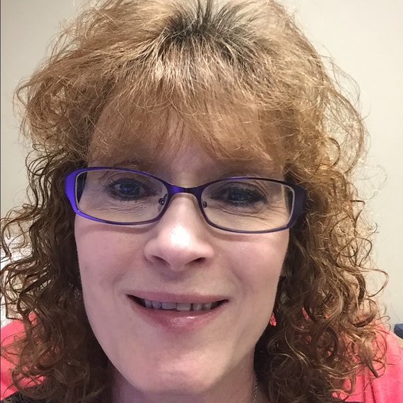 Profile Picture of Kathy Travis (@ktcjtrs) on Poshmark