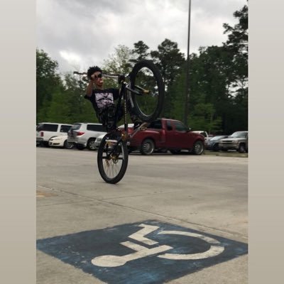 Profile Picture of Andy Cuellar (@AndyCuellar12) on Twitter