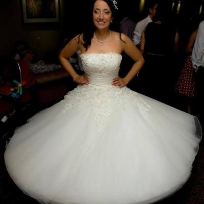 Profile Picture of Alexa Burns (@AlexaLBurns82) on Twitter