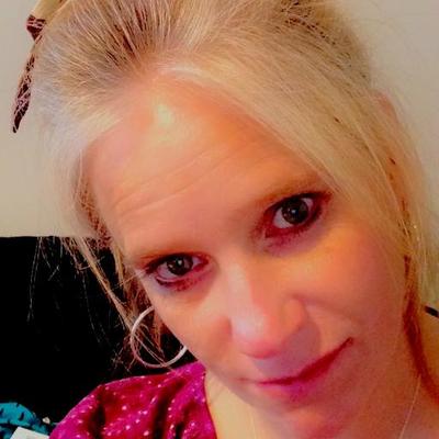 Profile Picture of Laurie Stevenson (@Lorrie333333) on Twitter