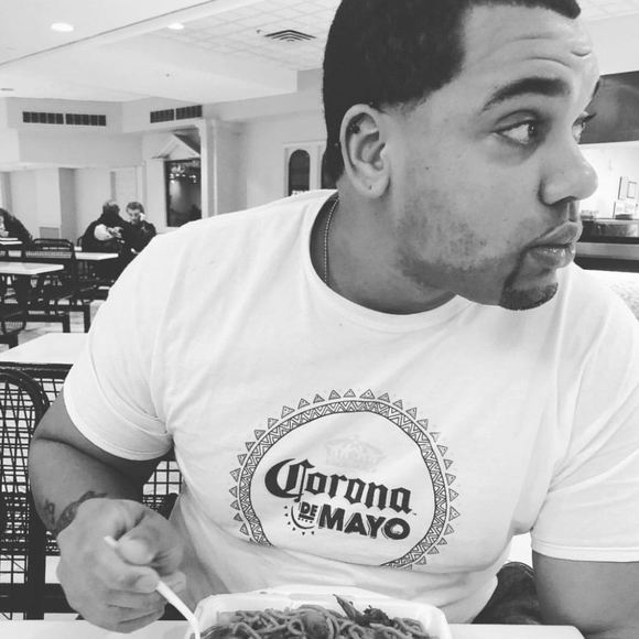 Profile Picture of Steven Mercier (@mercialago) on Poshmark