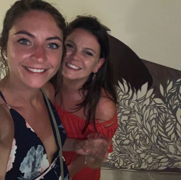 Profile Picture of Hope Gerstler (@hopeelysia) on Poshmark