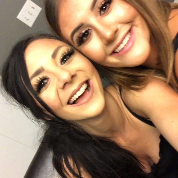 Profile Picture of Genna Baddock (@gennabaddock) on Poshmark