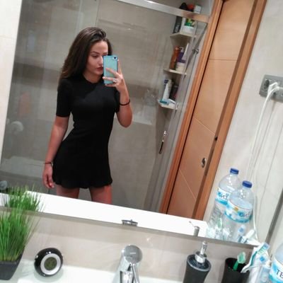 Profile Picture of Celia Araujo (@celiaaraujo2000) on Twitter