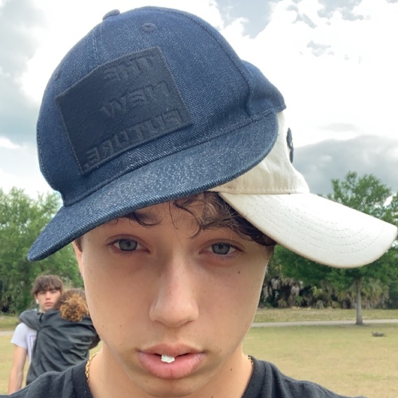 Profile Picture of Nicholas Griessel (@ngriessel) on Poshmark