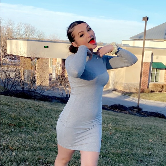 Profile Picture of Ariana Reeps (@aria_nuh) on Poshmark
