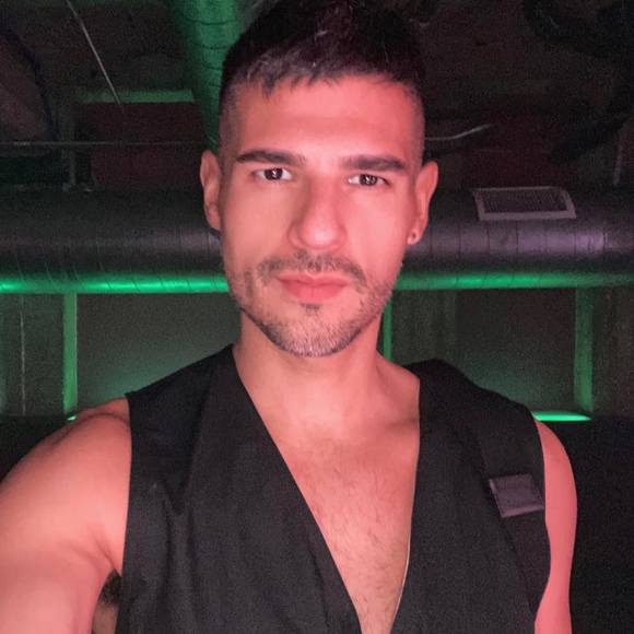 Profile Picture of Luis Sanchez (@luisgilberto00) on Poshmark