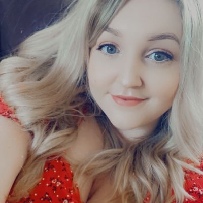 Profile Picture of 🌸♡ Lauren Rose ♡🌸 (@laurenroseh) on Twitter