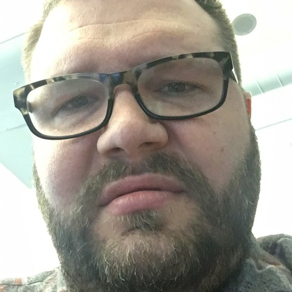 Profile Picture of Matt Mezynski (@butttraps) on Poshmark