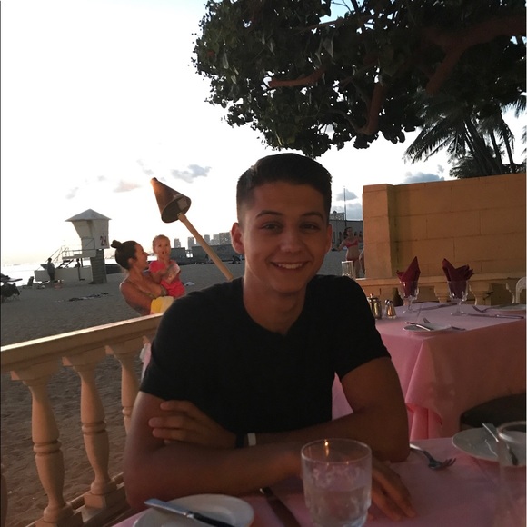 Profile Picture of Zach Martens (@zmar21) on Poshmark