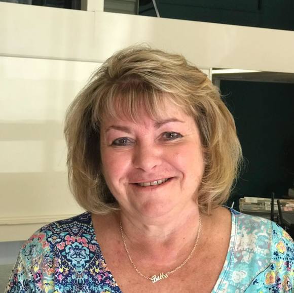 Profile Picture of Marion Blakeman (@mblakeman51) on Poshmark