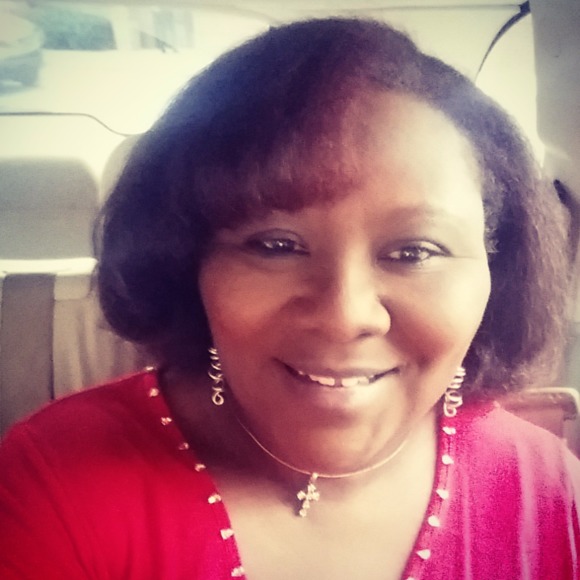 Profile Picture of Cynthia Stargell (@cstargell) on Poshmark