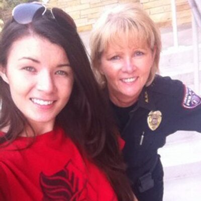 Profile Picture of Amanda Hipp (@@Mandabrooke181) on Twitter