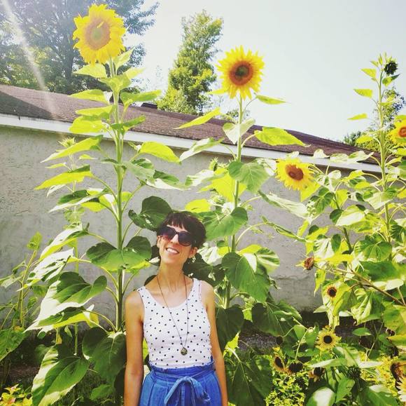 Profile Picture of Lisa michelle Mongiovi (@lisamongiovi) on Poshmark