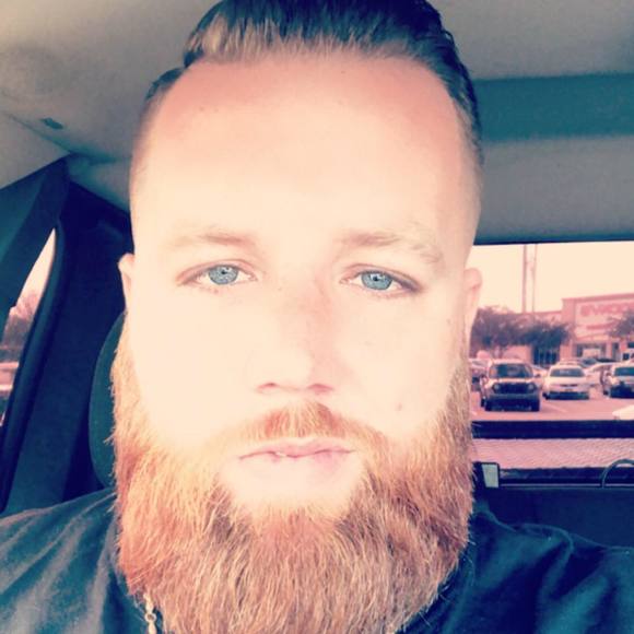 Profile Picture of Mike Casdorph (@mike_casdorph) on Poshmark