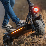 Profile Picture of Shelly Li (@shellyli1994) on Youtube