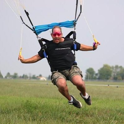 Profile Picture of Jeff Slocum (@SWOOOPDUDE) on Twitter