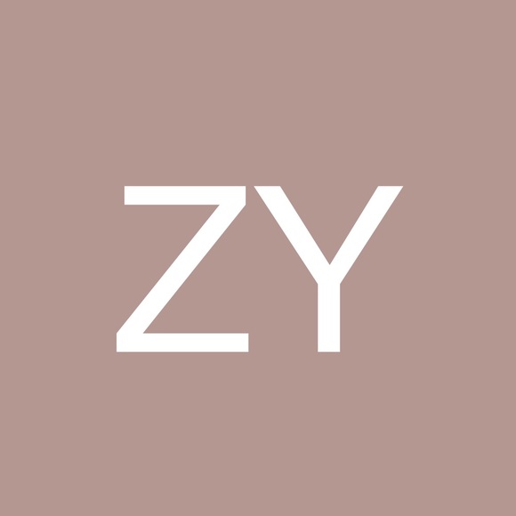 Profile Picture of Zhang Yong (@shenhuan22120) on Poshmark