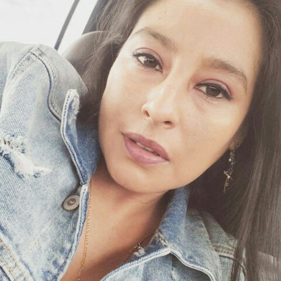 Profile Picture of Alejandra Resendiz resendiz (@flakita_16_11) on Poshmark