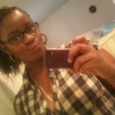 Profile Picture of AlEXANDRiA  MANNING (@Bl0WMEEHMAGiC) on Twitter