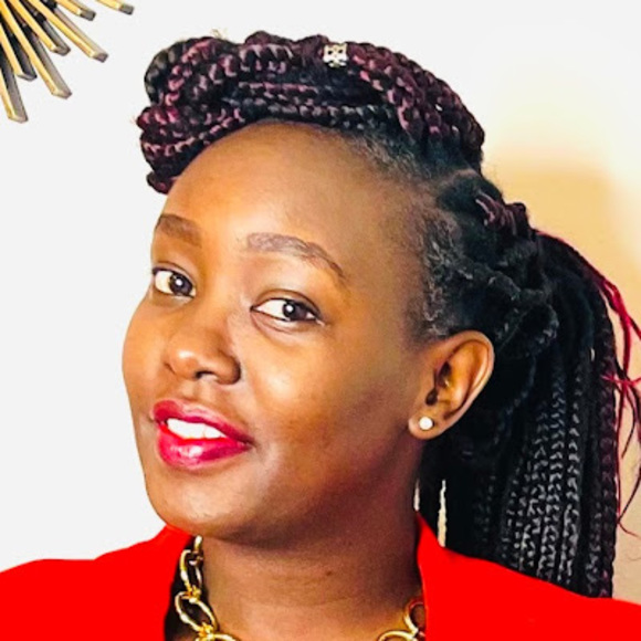 Laureen Owaga - Poshmark Profile Picture of Laureen Owaga (@laureenowaga) on Poshmark