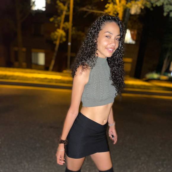 Profile Picture of Mckayla Harris (@mckaylalh) on Poshmark