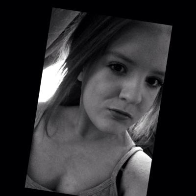 Profile Picture of Emily Pearcey (@emily_pearcey) on Twitter