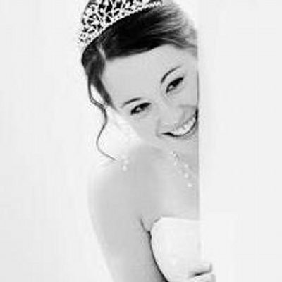 Profile Picture of Lisa Woolley (@lrwoolley) on Twitter