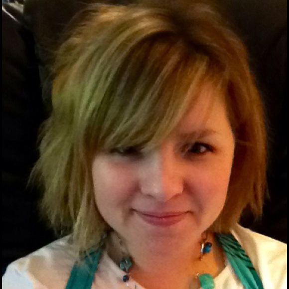 Profile Picture of Deborah Petrik (@djpetrik) on Poshmark