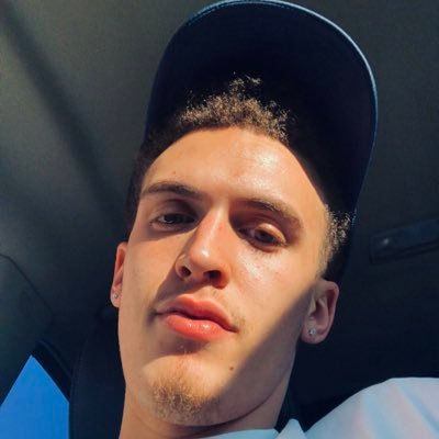Profile Picture of Darius 🔗 (@dariuswright03) on Twitter
