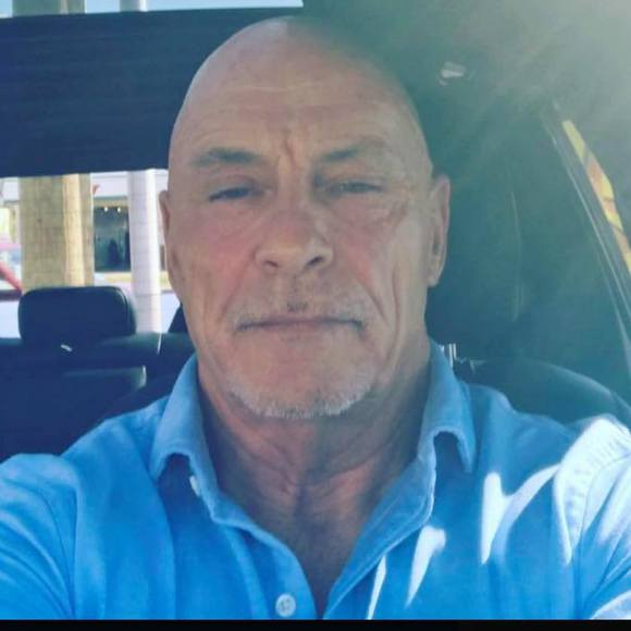 Profile Picture of Alan Holcombe (@alanholcombe) on Poshmark