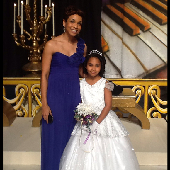 Profile Picture of Meredith Early (@mereditheliz) on Poshmark