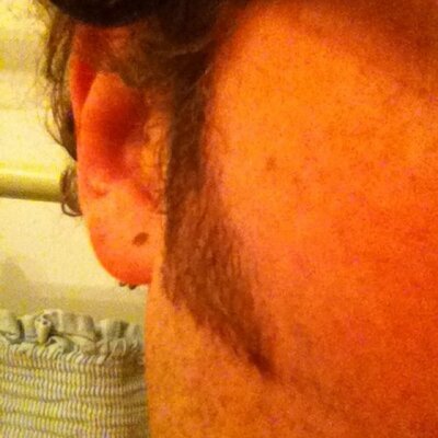 Profile Picture of Andy Whitehurst (@curlyburgers) on Twitter