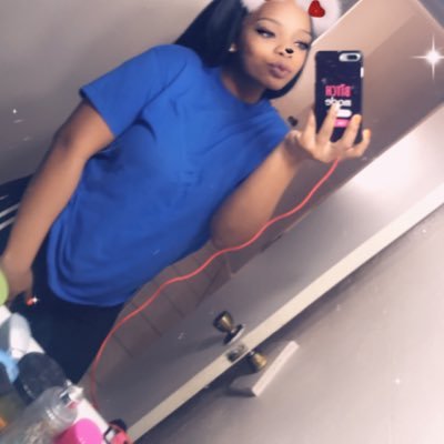 Profile Picture of Mara 🤪 💦 (@Harris99Tamara) on Twitter