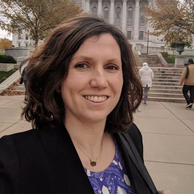 Profile Picture of Michelle Dunphy (@MichelleADunphy) on Twitter