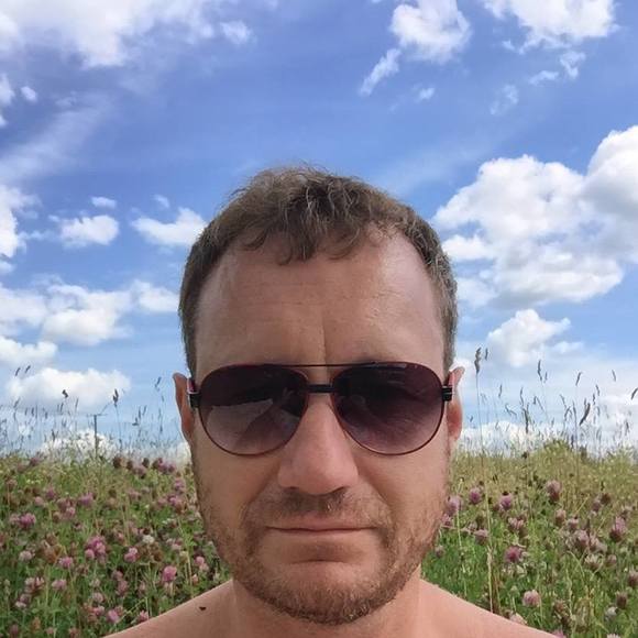 Profile Picture of Erik Baumann (@erikbaumann2) on Poshmark