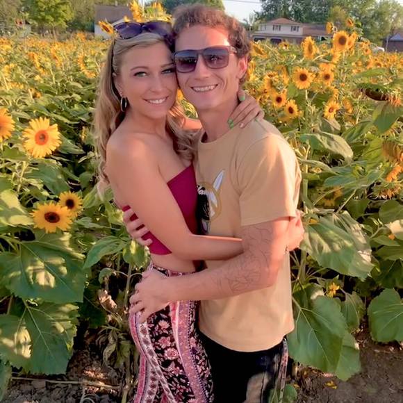 Profile Picture of Jenna Rosenhahn (@jrosenhahn) on Poshmark