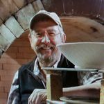 Profile Picture of Robert Compton (@robertcomptonpottery) on Instagram