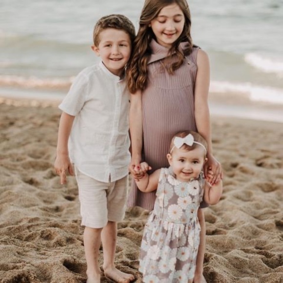 Profile Picture of Pamela Schmidt (@lavooyschmidt) on Poshmark